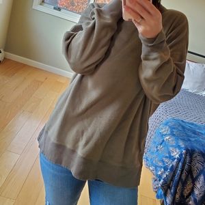 Aerie oversized soft and fuzzy crew neck green Pullover sweater